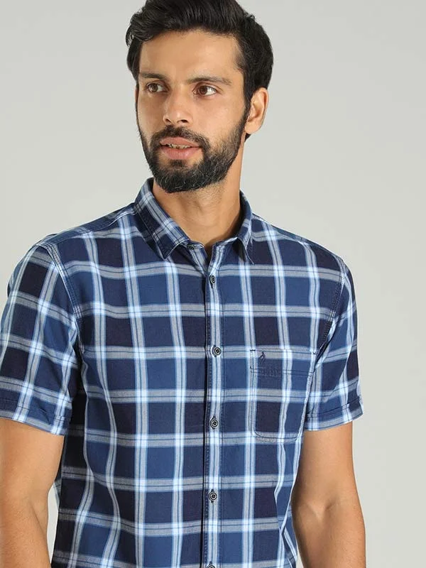 Men Checked Half Sleeve Cotton Shirt