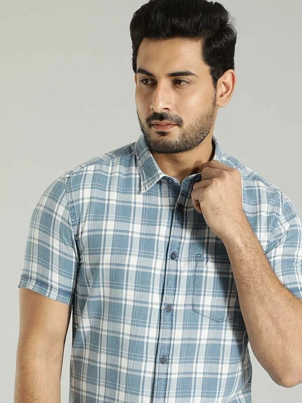 Men Checked Half Sleeve Cotton Shirt