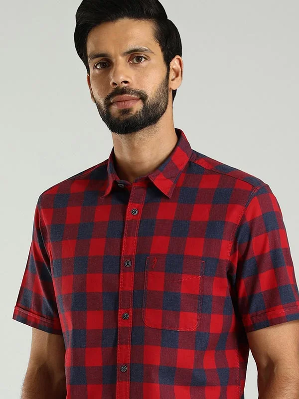 Men Checked Half Sleeve Cotton Shirt