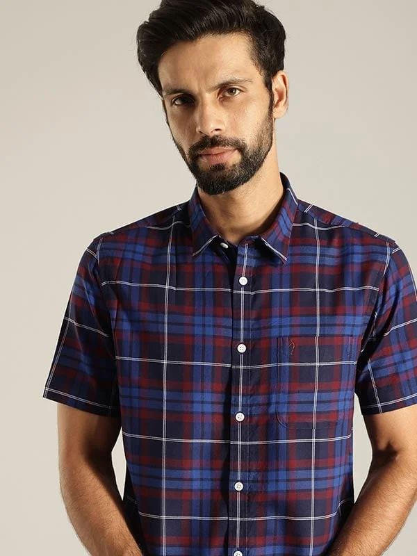 Men Checked Half Sleeve Cotton Shirt