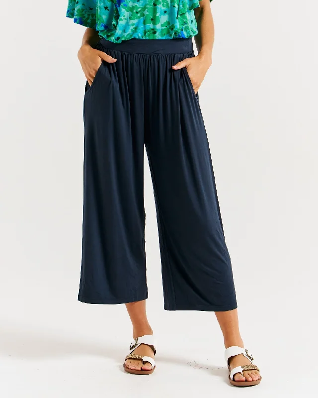 Betty Basics Athena Cropped Pant Petrol